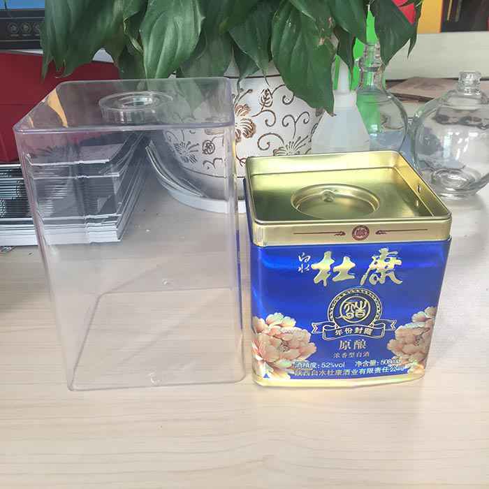 PET酒盒(he)透明(ming)罩