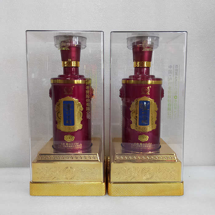 白酒(jiu)透明盒(he)包裝PET酒(jiu)盒亞…